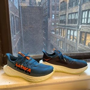 Hoka carbon x 3 running sneakers
